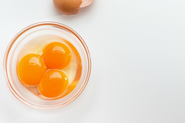 How to Eat More Raw Egg Yolks