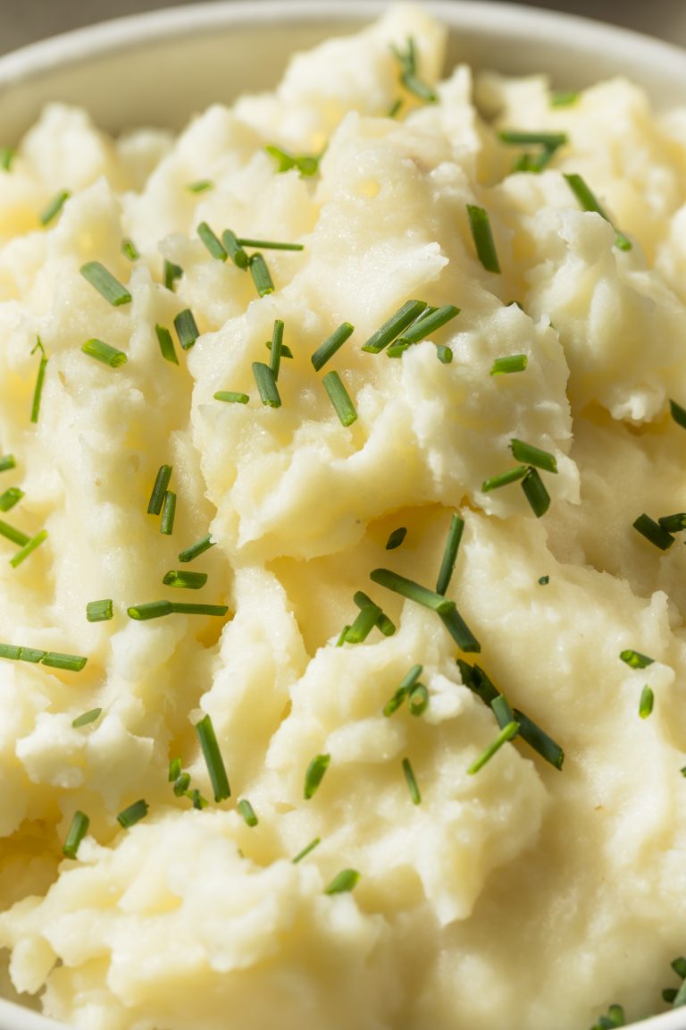 The Easiest, Fluffiest Mashed Potatoes in the Instant Pot